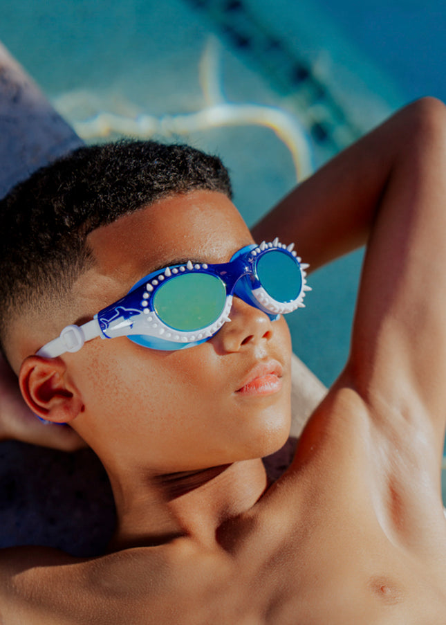 shark goggles Shark Surge Kids’ Swim Goggles – Great White Strike